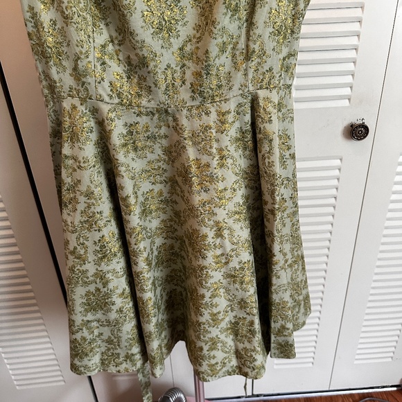 ⭐️host pick⭐️ Pinup Couture/Heart of Haute Monique Dress Cinderella Green 3X - Picture 3 of 14